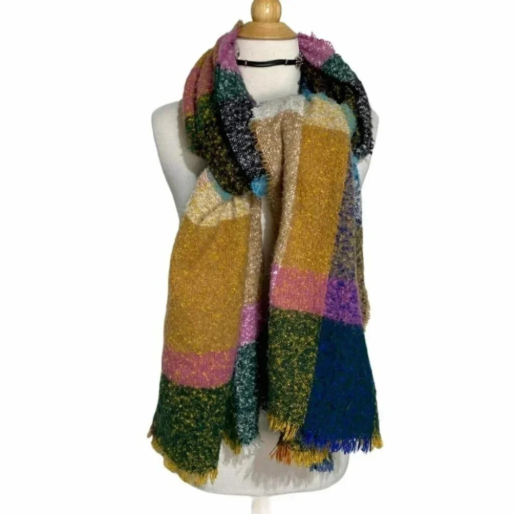 Multicolor plaid versatile cozy blanket scarf - Picture 4 of 7